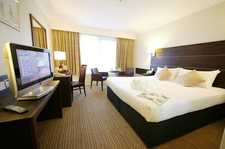 Mercure Bradford, Bankfield Hotel Bradford  Room photo